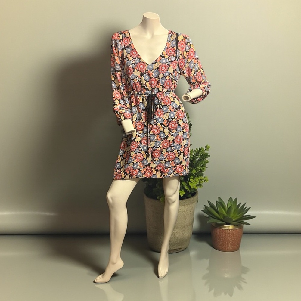 BCBGeneration Women’s Medium Floral Tie Waist Dress Lined